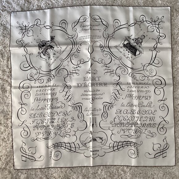 HERMES Scarf Carre 90 L'ART D'ECRIRE 100% Silk - Picture 1 of 10